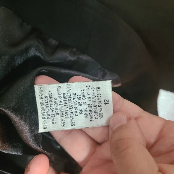 Dalia Collection Zip Jacket - Picture 3 of 13